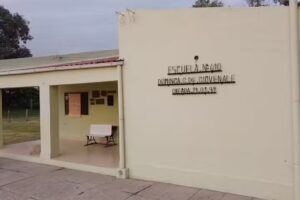 Agrupamiento Colonia Los Encantos