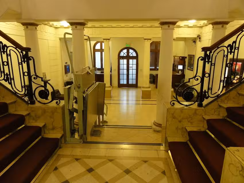 Asociaci&oacute;n M&eacute;dica Argentina