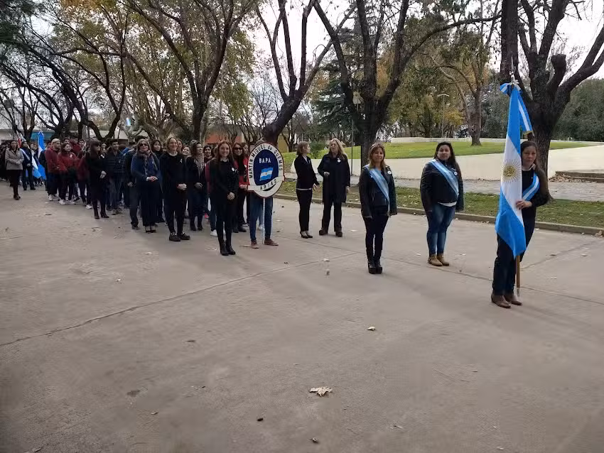 Bachillerato para Adultos &ldquo;Mart&iacute;n M. de G&uuml;emes&rdquo;