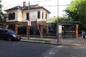 Barker College, Secundario