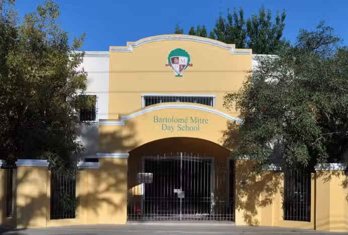 Bartolom&eacute; Mitre Day School