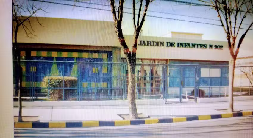 Casbas Jard&iacute;n de Infantes N 902