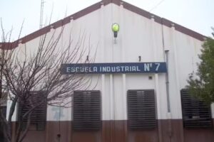 Centro de educación técnica N° 12