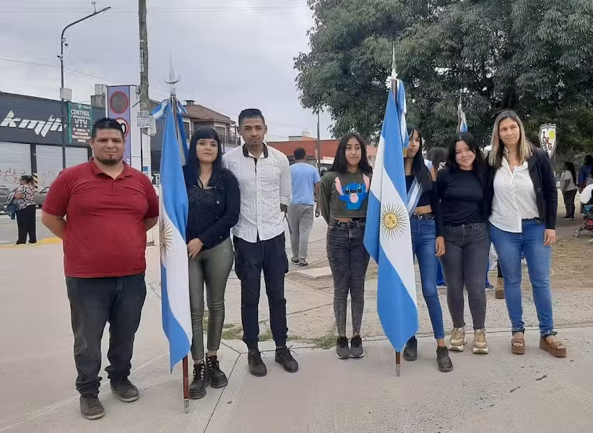 Centro educativo de nivel secundaria N&deg;457 (CENS 457)