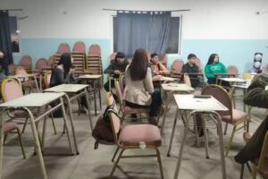 Centro Educativo de Nivel Secundario CENS N&deg; 456 de San Isidro