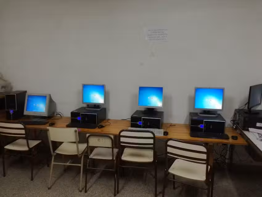 Centro Educativo De Nivel Secundario N&ordm;460