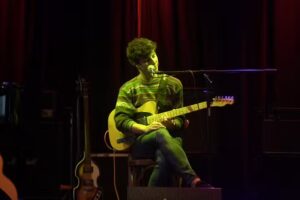 Clases de Guitarra Pepo Tellas