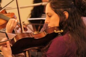 Clases de M&uacute;sica, Viol&iacute;n y Piano &ndash; Cynthia