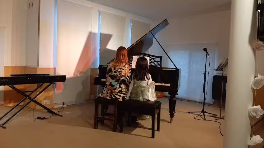 Clases de piano (Cristina Lining)