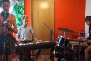 Clases de piano y música. Prof. Luciano Benotto