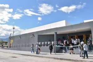 Colegio 20 de Febrero