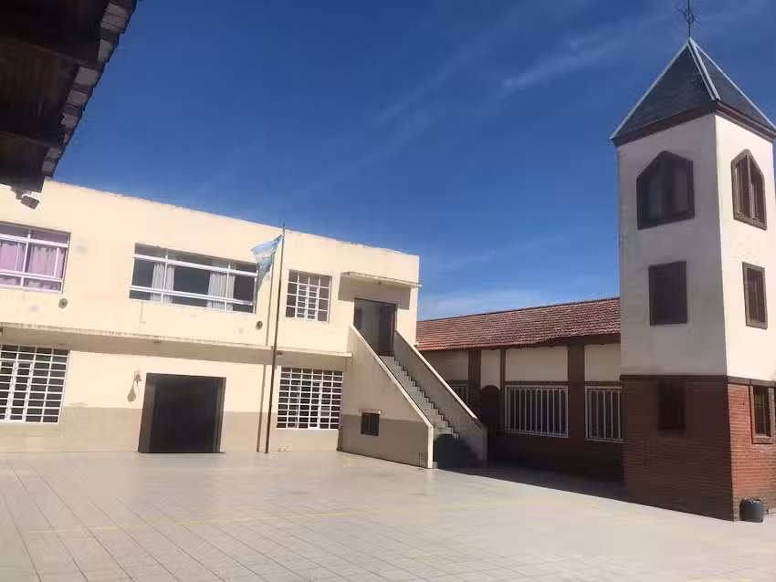Colegio inicial y primaria san Miguel arc&aacute;ngel