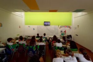 Colegio MAR&Iacute;A REINA Mendoza