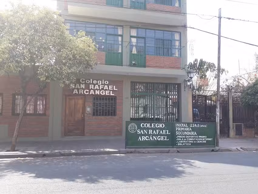 Colegio San Rafael Arc&aacute;ngel