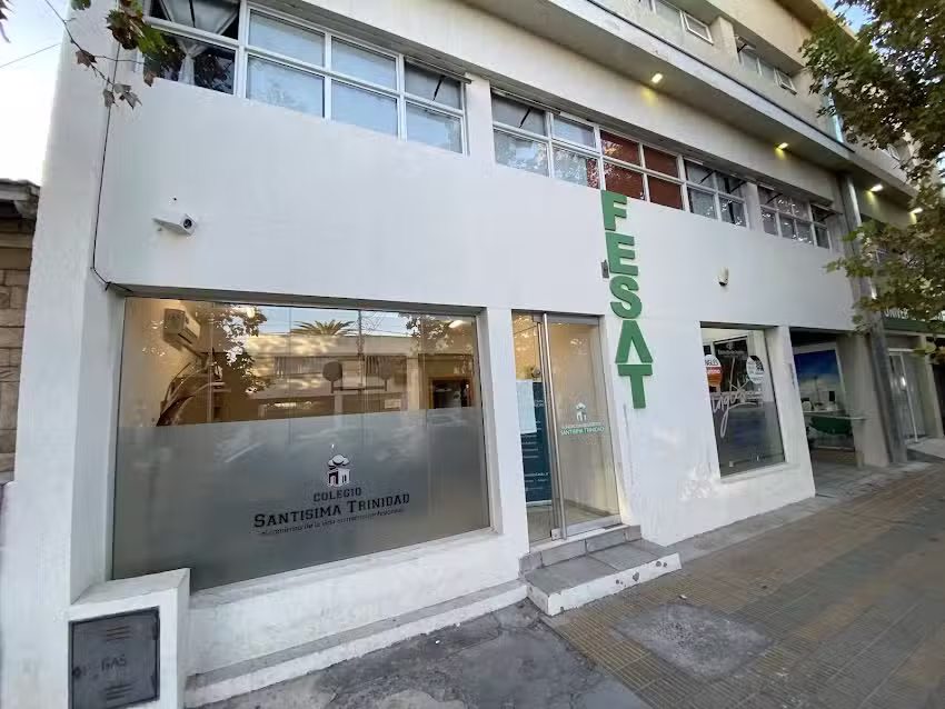 Colegio Sant&iacute;sima Trinidad