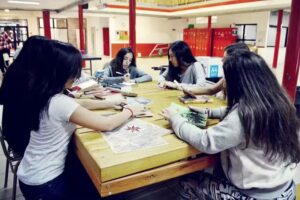 Colegio Secundario Aula XXI