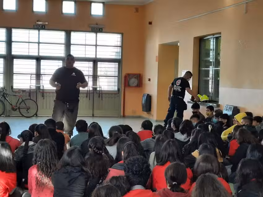 Colegio Secundario Capit&aacute;n de Fragata Carlos Mar&iacute;a Moyano