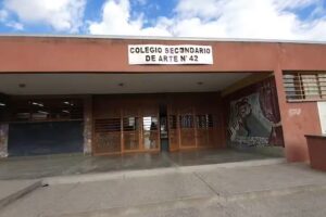Colegio Secundario de Arte N&deg;42