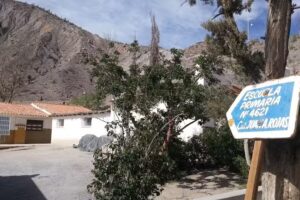 Colegio Secundario de Monta&ntilde;a N&deg; 8214