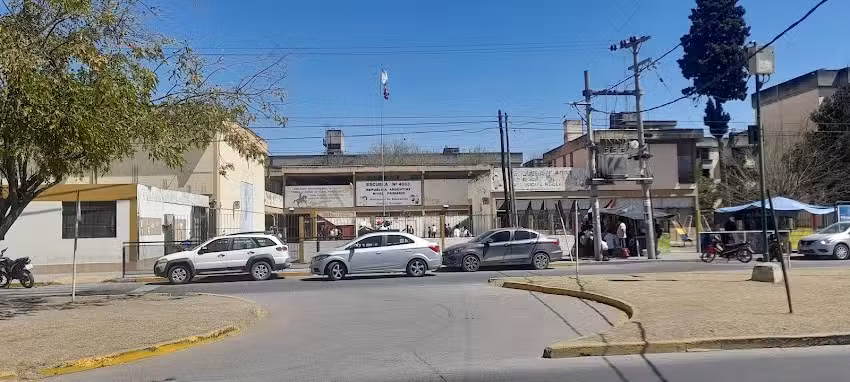 Colegio Secundario N&deg; 5027 Gral. Jos&eacute; de San Martin