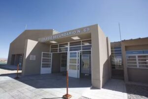 Colegio Secundario N°69