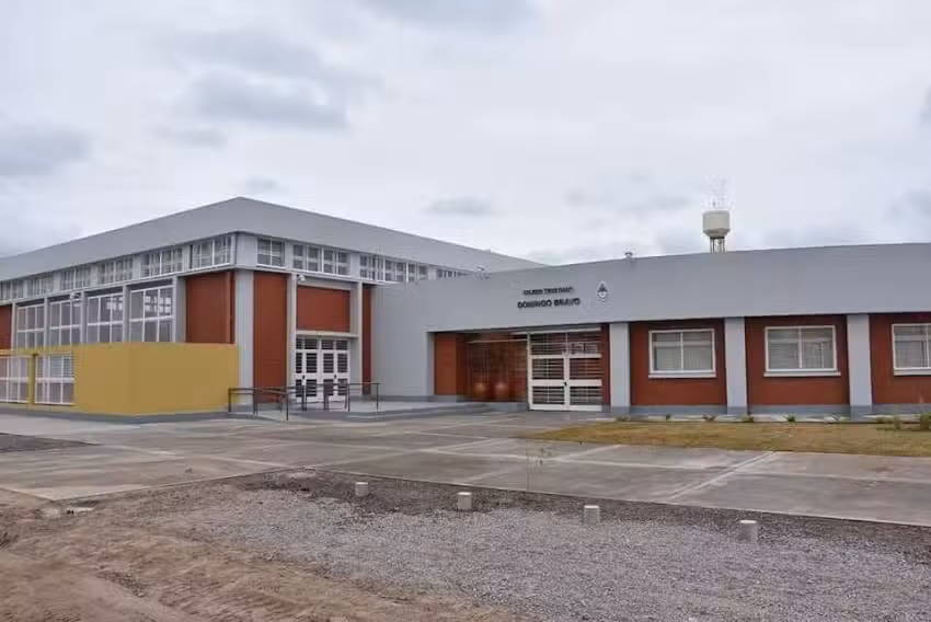 Colegio Secundario &ldquo;Profesor Domingo Bravo&rdquo;