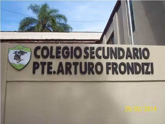 Colegio Secundario Pte.Arturo Frondizi