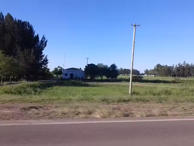 E.E.S. N&deg; 124 Valent&iacute;n Salte&ntilde;o