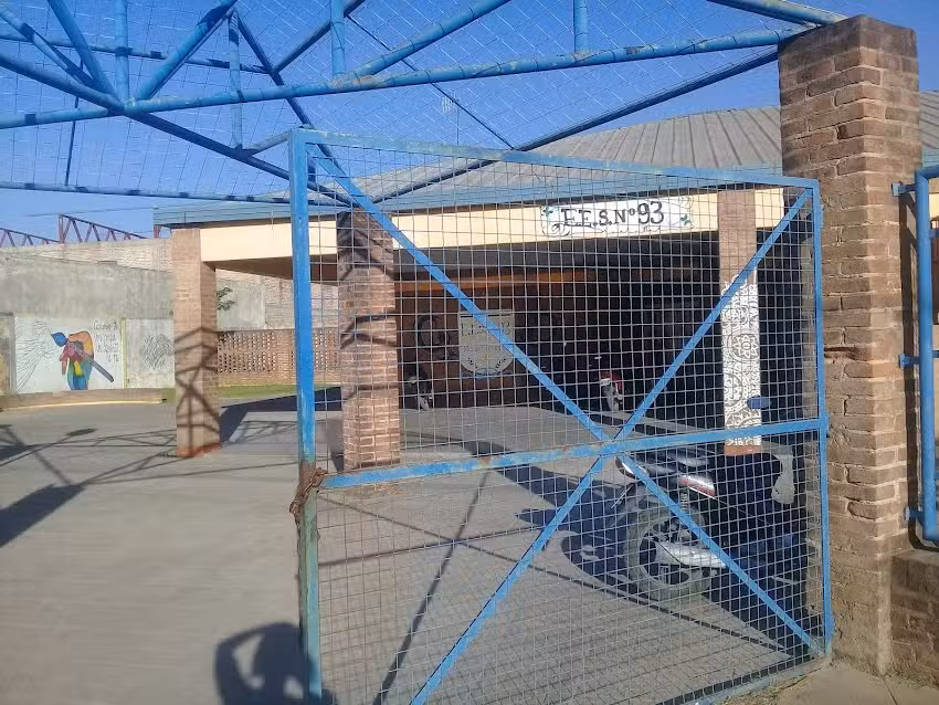 E.E.S. N&ordm; 93 &ldquo;Mempo Giardinelli&rdquo;