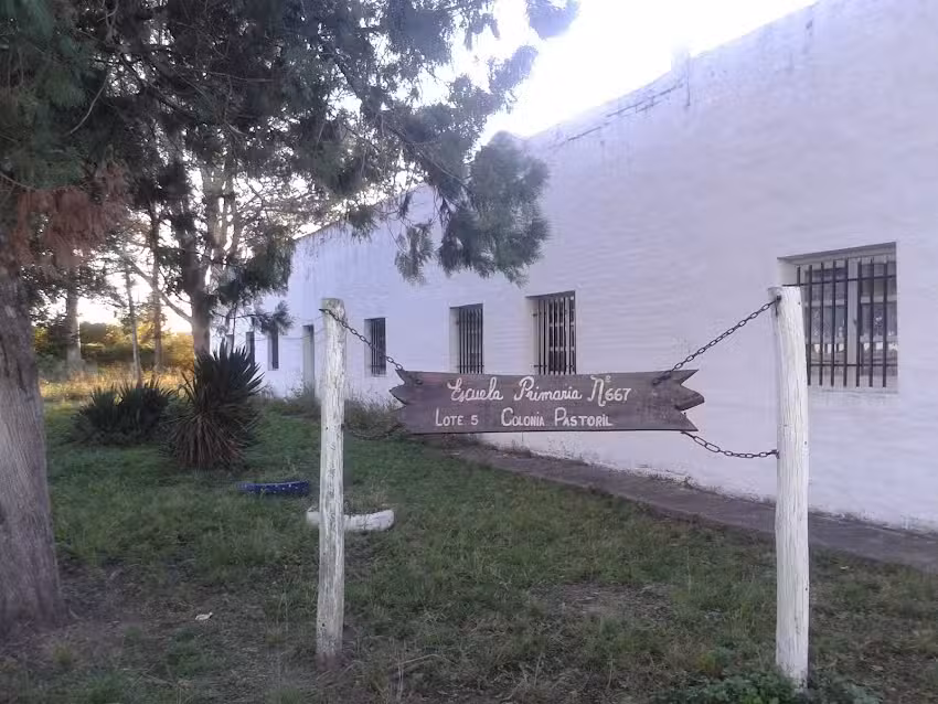 E.G.B. N&ordm; 667 Jesus G&oacute;mez