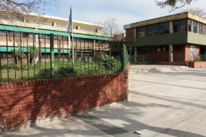 EEM N° 8 ” Cnel. Luis Piedrabuena”