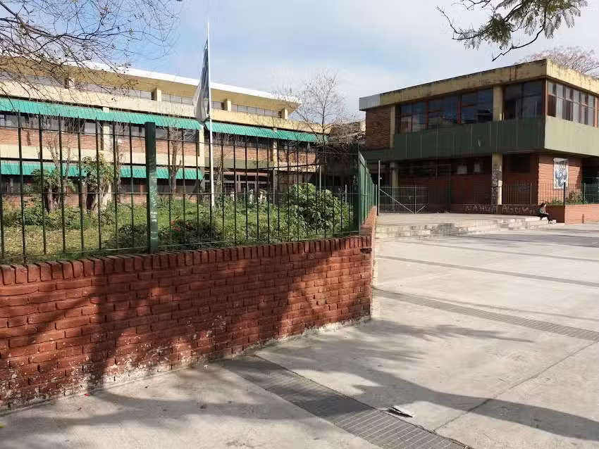 EEM N&deg; 8 &rdquo; Cnel. Luis Piedrabuena&rdquo;