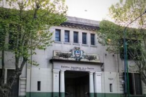 EEST N&deg;6 Albert Thomas