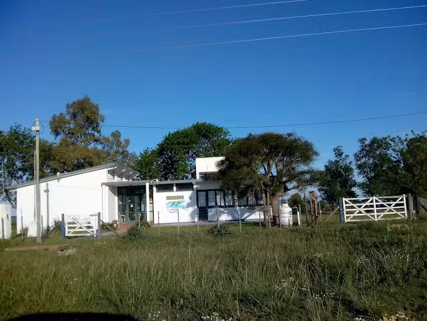 Esc. EGB N&ordm;5 Jorge Newbery Gdor Udaondo