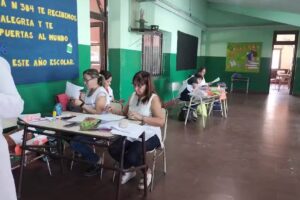 Esc. N&deg;384 Gob Jose Maria Del Campo