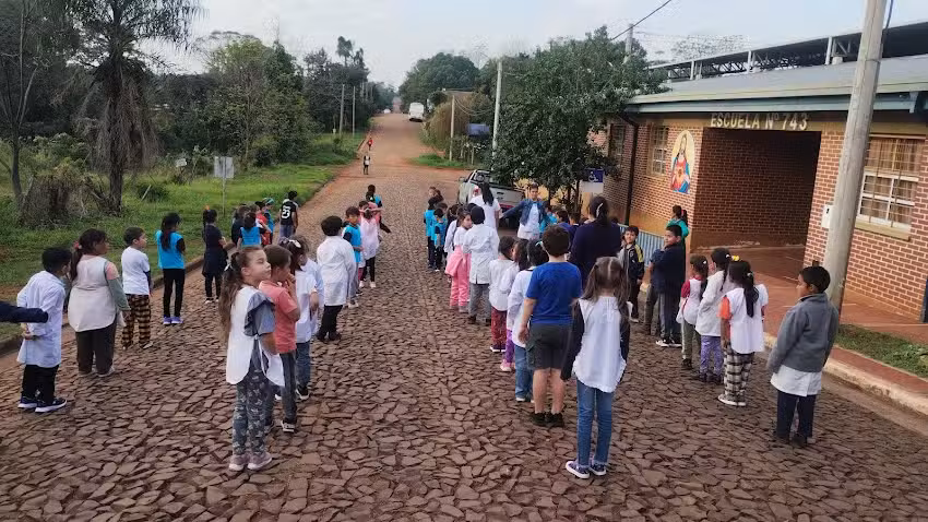 ESC. N&ordm; 743: SAGRADO CORAZON DE JESUS