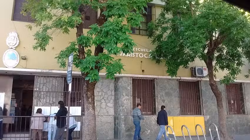 Esc. Primaria Com&uacute;n N&deg; 15 Evaristo Carriego