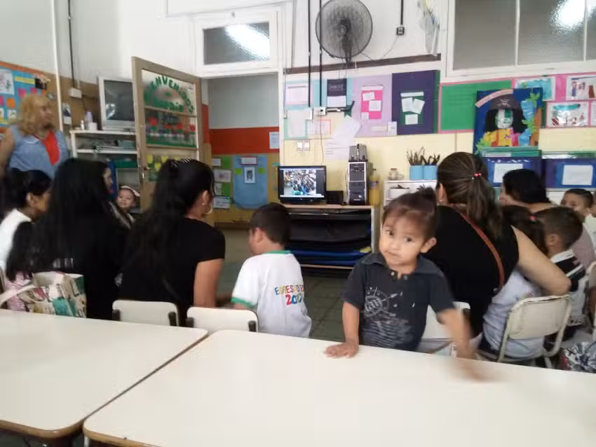 Esc. Primaria Com&uacute;n N&deg; 21 Angel Gallardo