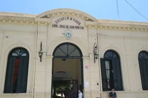 Escuela 1-008 “General San Martín”
