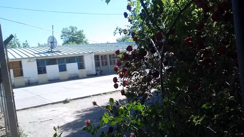 Escuela 1-202 Mart&iacute;n Zapata