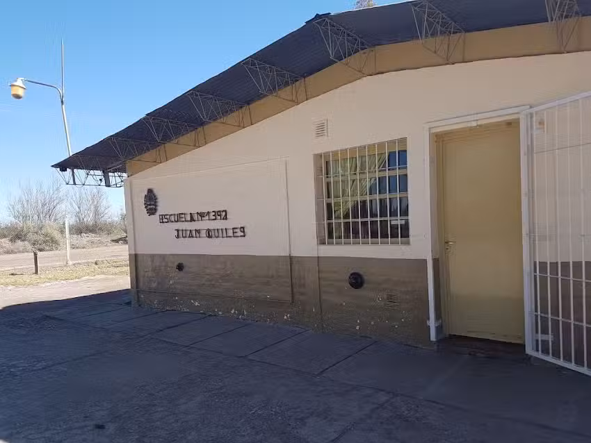 Escuela 1-392 Juan Quiles