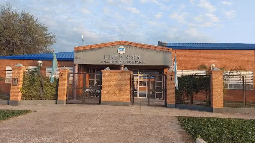 Escuela 324