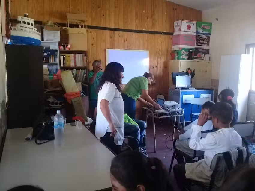 Escuela 386 latinoamerica, El Milagro