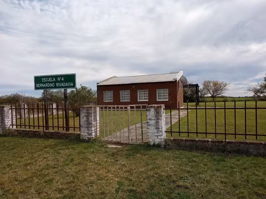 Escuela 4 Bernardino Rivadavia