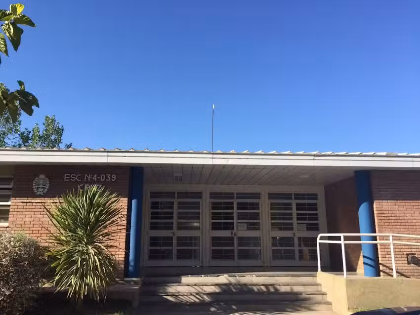 Escuela 4039 Cruz de Piedra