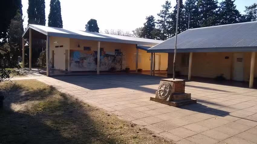 Escuela. 52 Bernardo Ohiggins