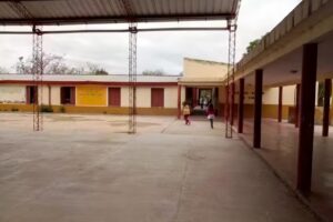 Escuela 913 &ldquo;Capitan de Fragata Pedro Edgardo Giachino&rdquo;