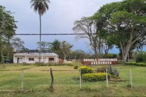 Escuela Agrot&eacute;cnica Arerung&uuml;&aacute;