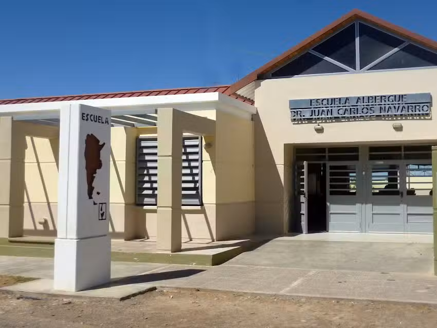 Escuela Albergue Dr. Juan Carlos Navarro.