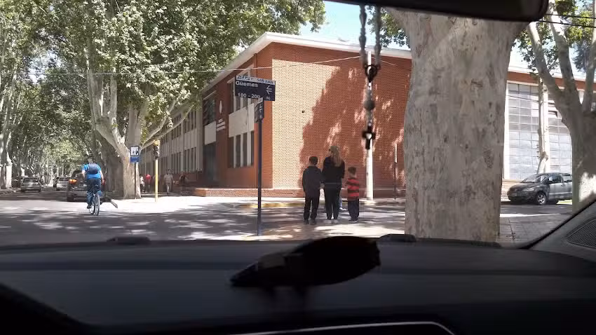 Escuela Bernardino Rivadavia